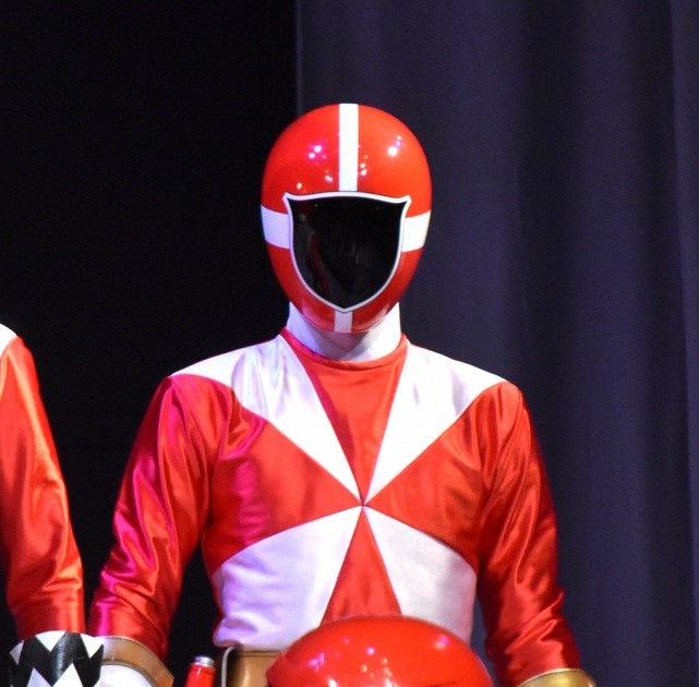 "Kyukyu Sentai GoGoFive" - Go Red